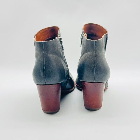 Korkease Boots Womens 8 Gray Leather Ankle Zip Back Casual Wedge Comfort Shoes - Picture 7 of 13